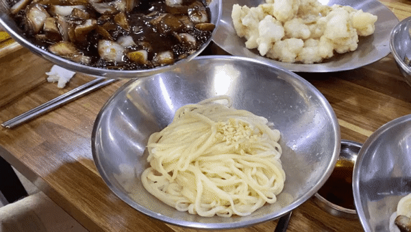 574ddcaae43ac84c6c926cc654ae149d_1692715491_4868.gif