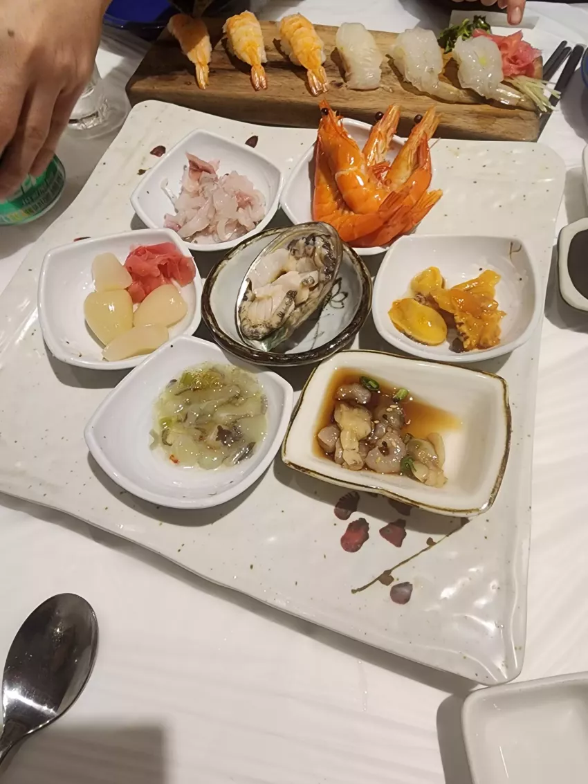 f695ad290f116c5ae83d984fd74ef54a_1735649212_5028.webp